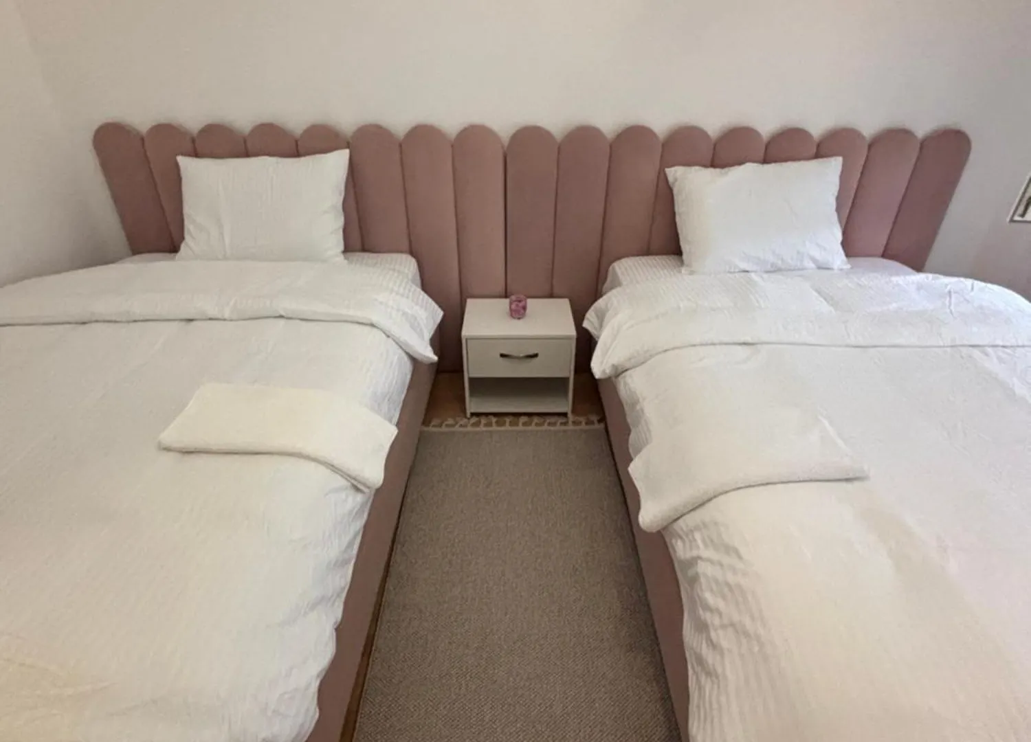 Ali Demi Apartment تيرانا